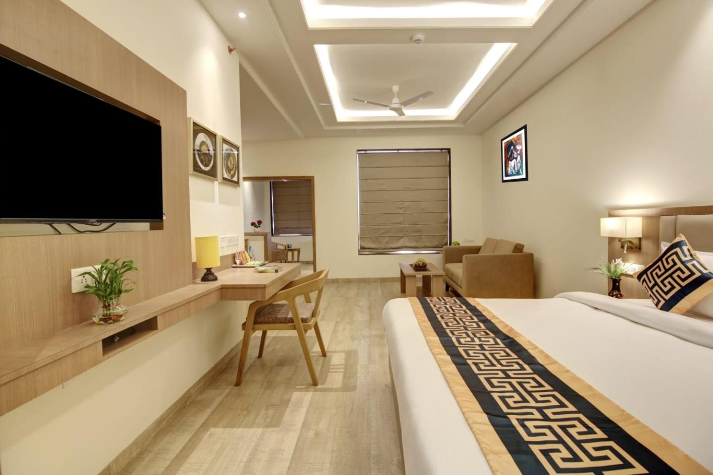 Hotel Golden Prime New Delhi Eksteriør billede